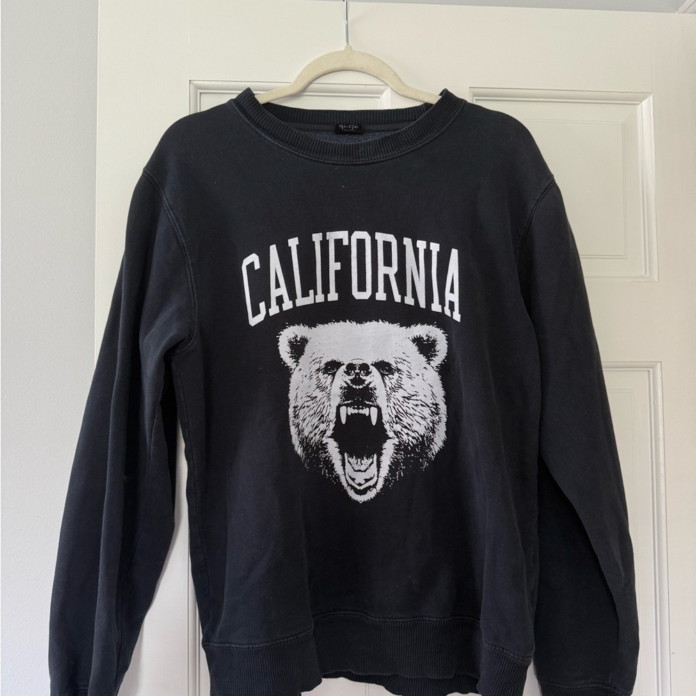Brandy Melville Black and white California bear crewneck sweatshirt
